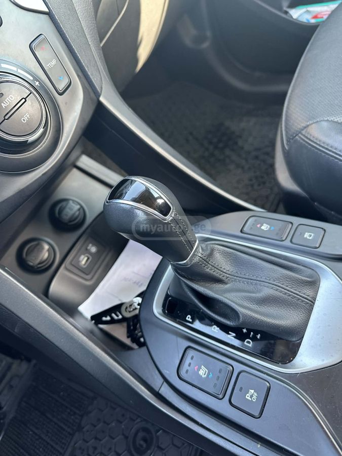 Hyundai Santa FE - фото 7