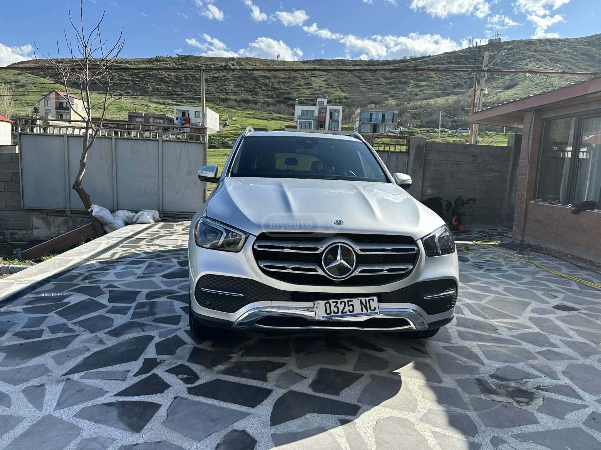 Mercedes-Benz GLE 350 - фото 4