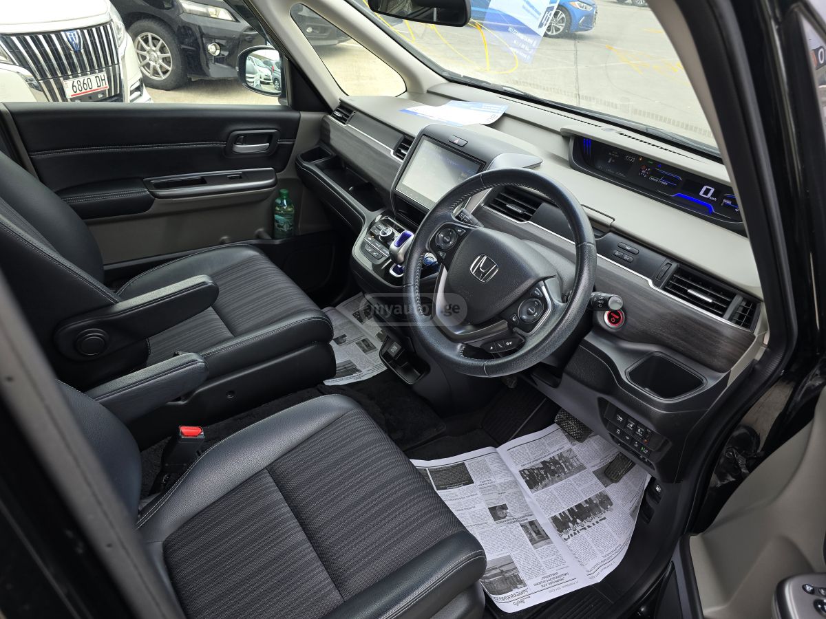 Honda Freed - фото 11