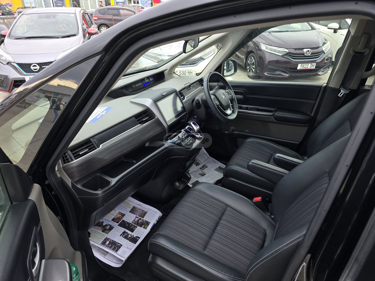 Honda Freed - фото 12