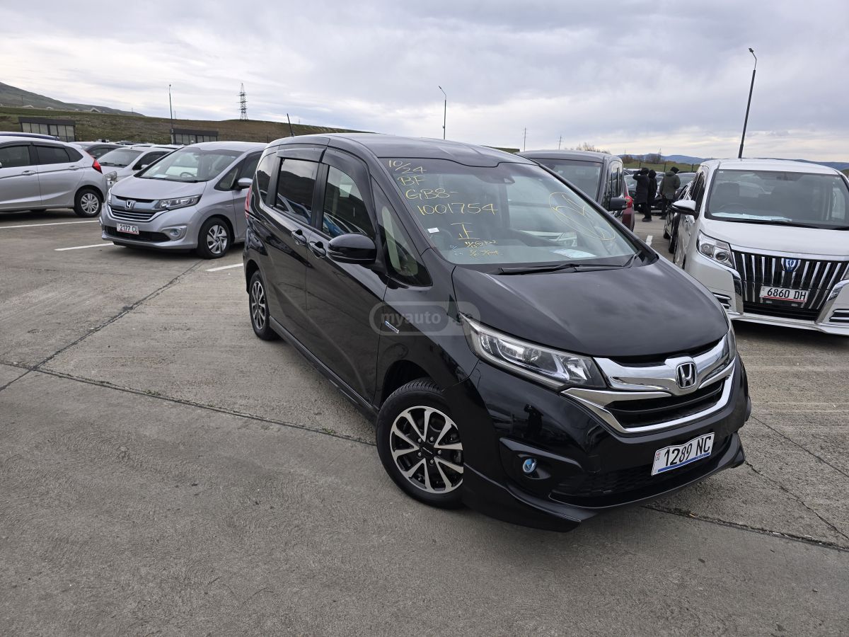 Honda Freed - фото 2