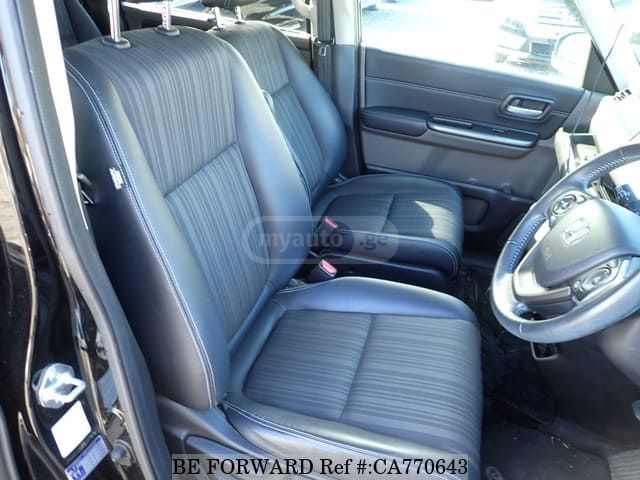 Honda Freed - фото 6