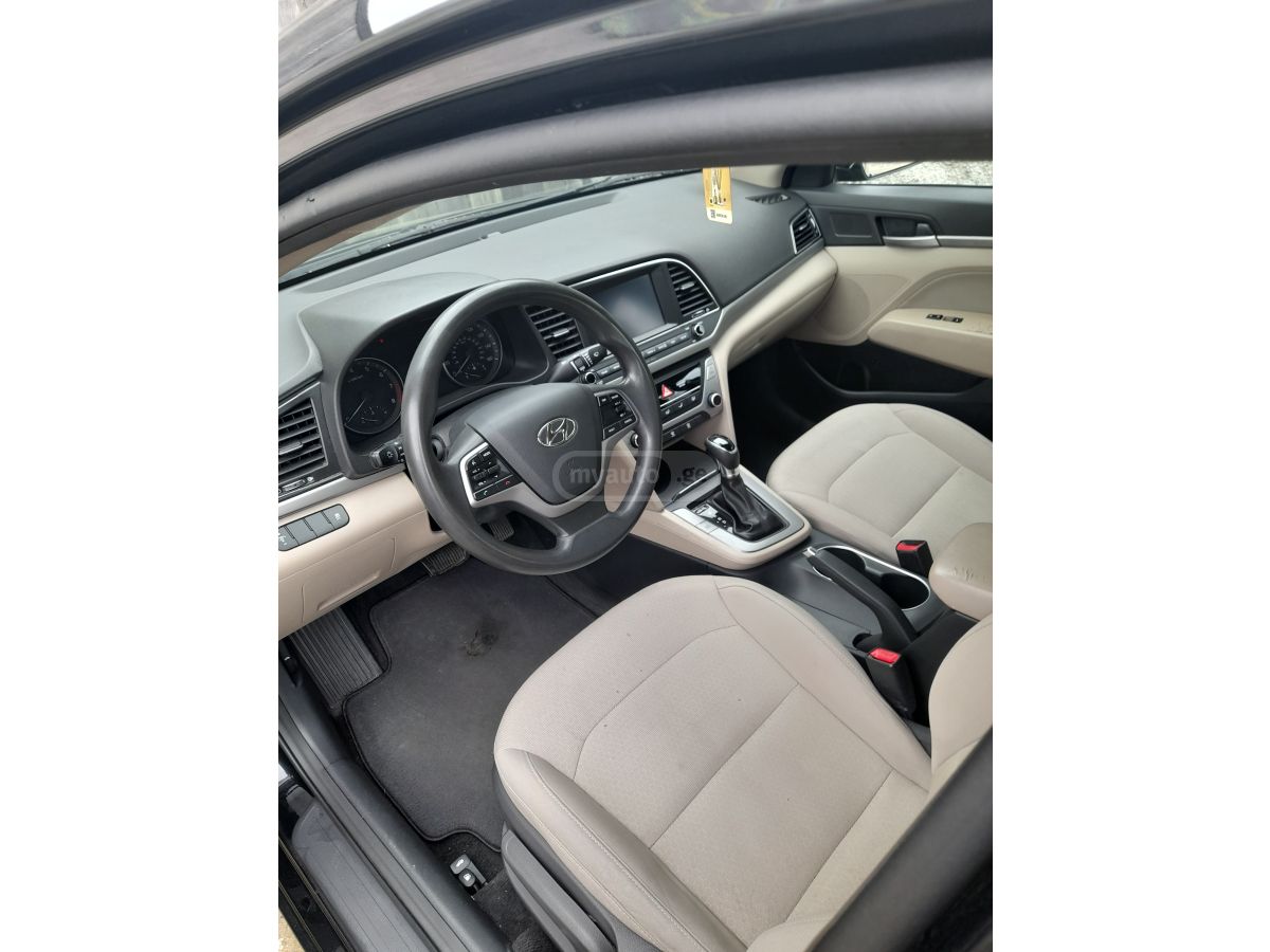 Hyundai Elantra - фото 10