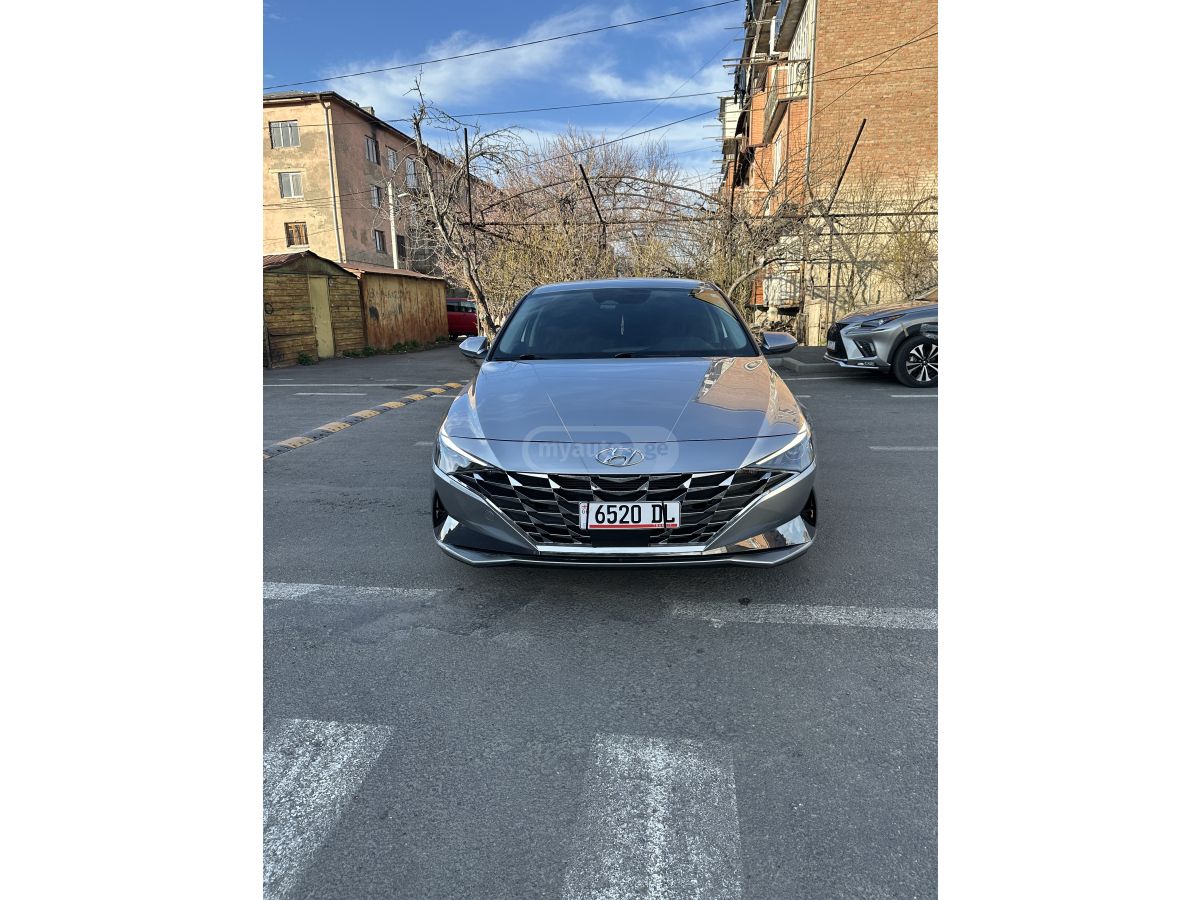 Hyundai SE 4dr Sedan CVT — миниатюра 8