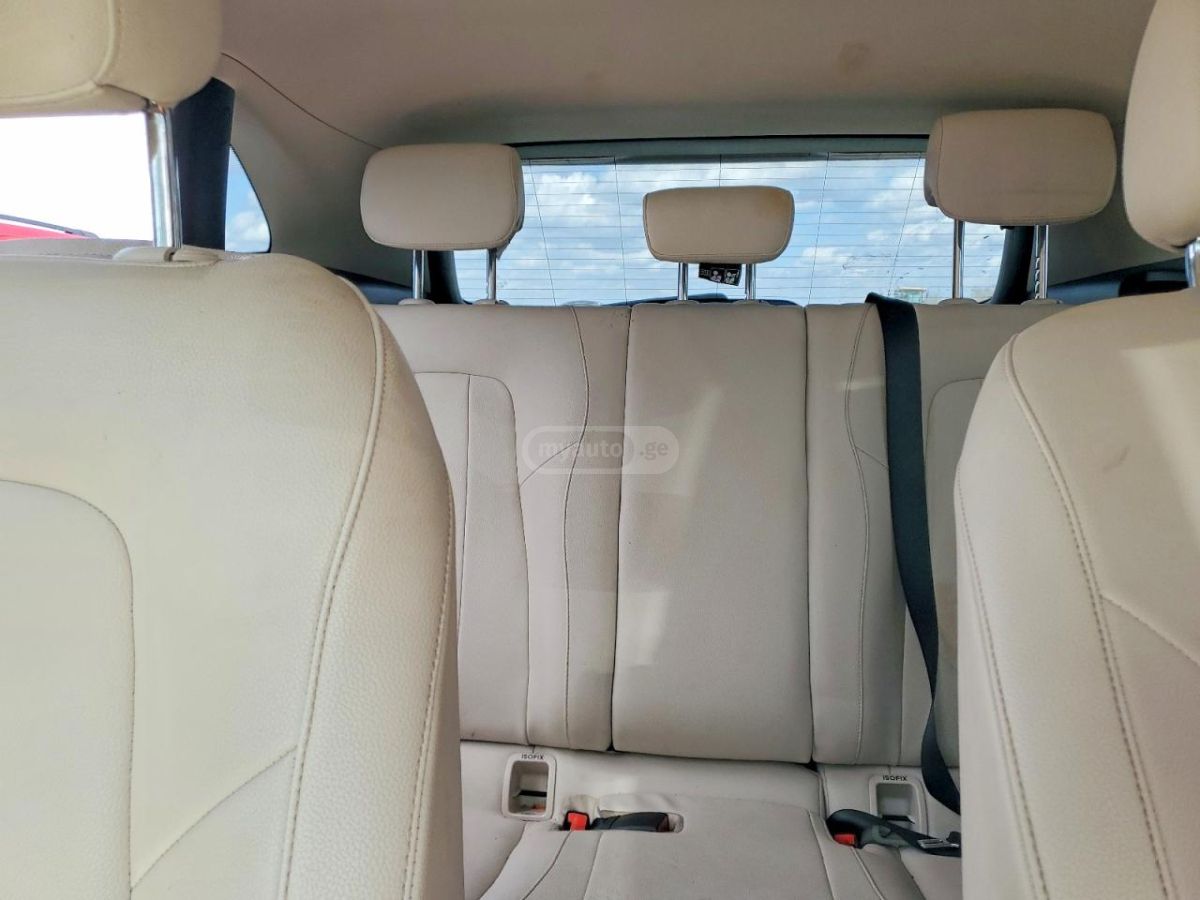 Mercedes-Benz GLA 250 - фото 10