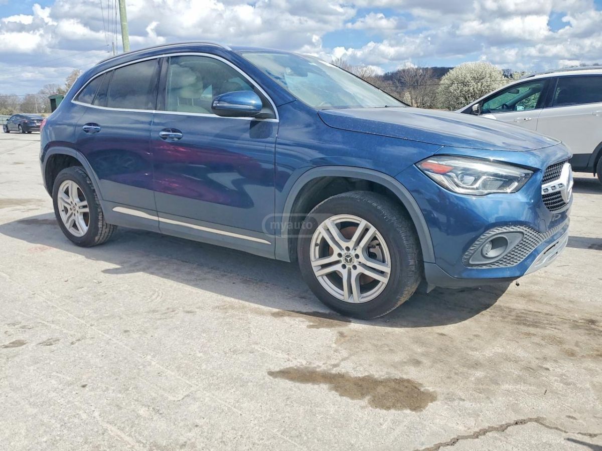 Mercedes-Benz GLA 250 - фото 4