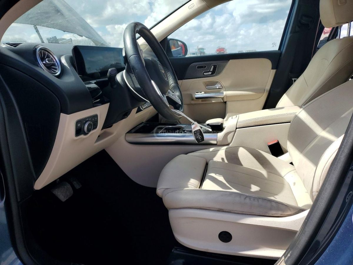 Mercedes-Benz GLA 250 - фото 7