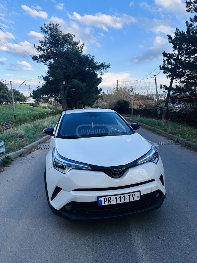 Toyota CHR - фото 2