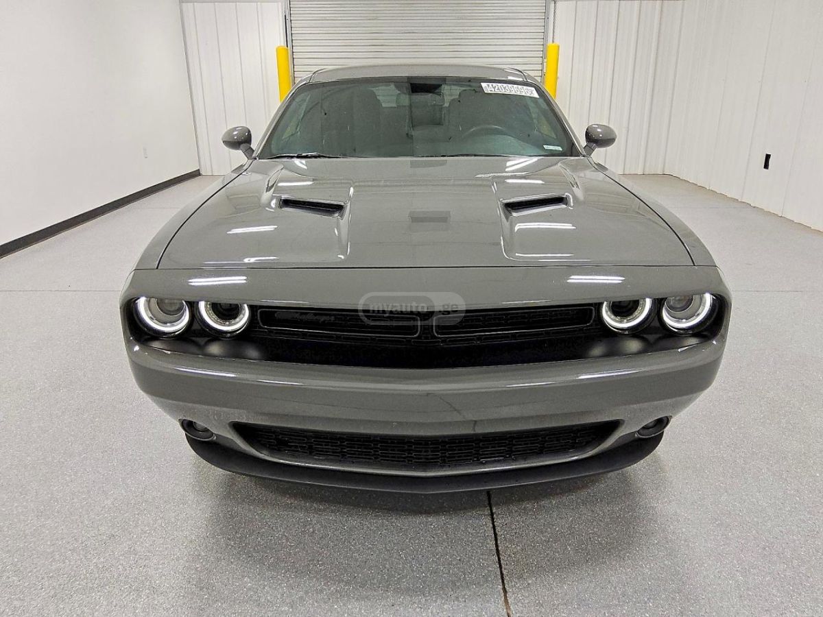 Dodge Challenger 2023 — миниатюра 5