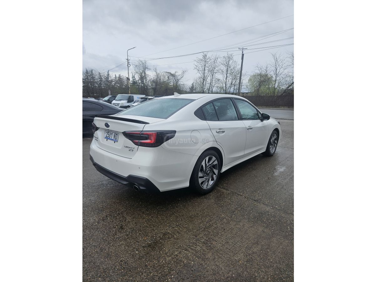 Subaru Legacy - фото 3