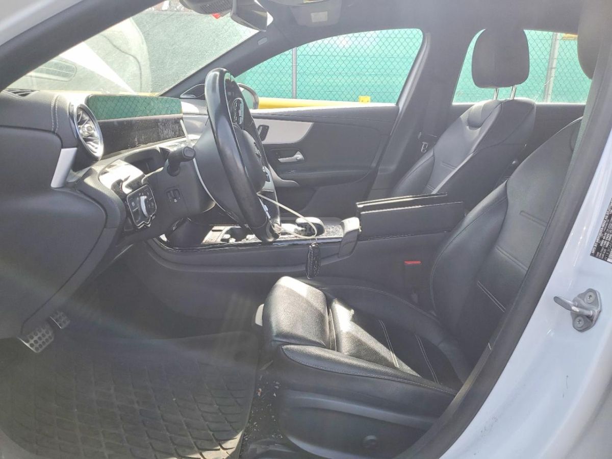 Mercedes-Benz A 220 2021 — миниатюра 7