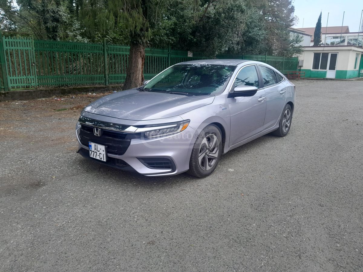 Honda Insight - фото 1