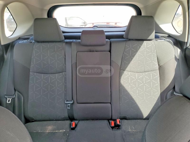 Toyota LE 4dr Front-Wheel Drive Autom — миниатюра 12