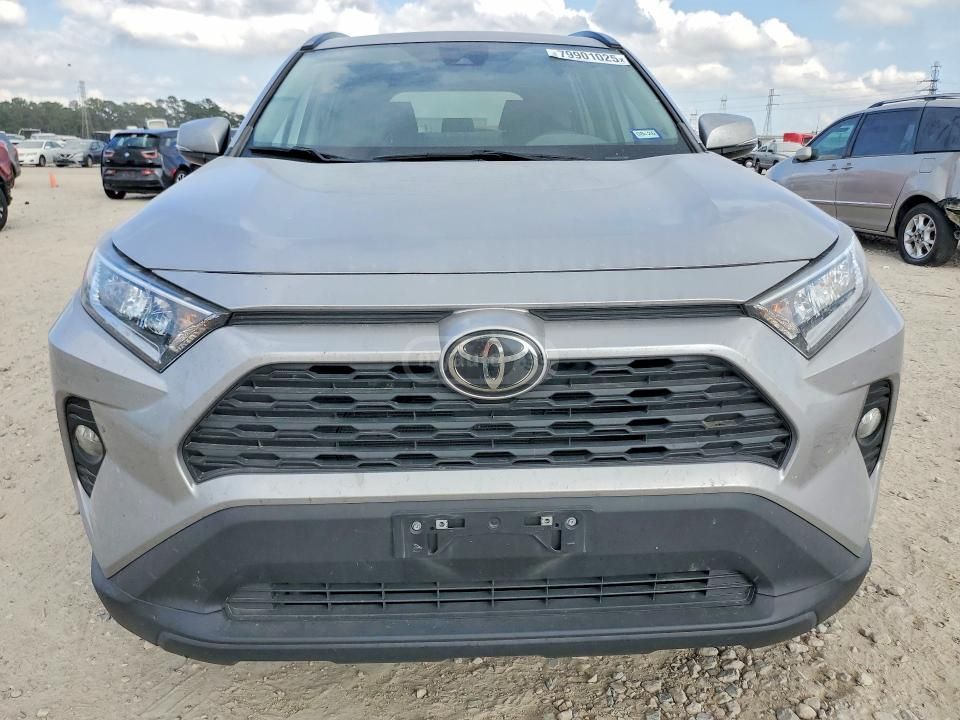 Toyota LE 4dr Front-Wheel Drive Autom — миниатюра 2