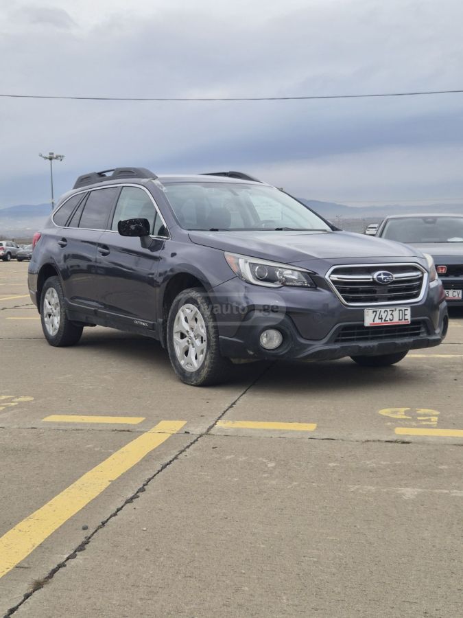 Subaru Outback - фото 1