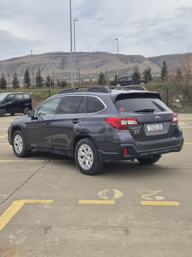 Subaru Outback - фото 4