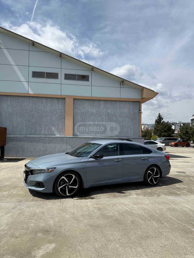 Honda Accord - фото 1