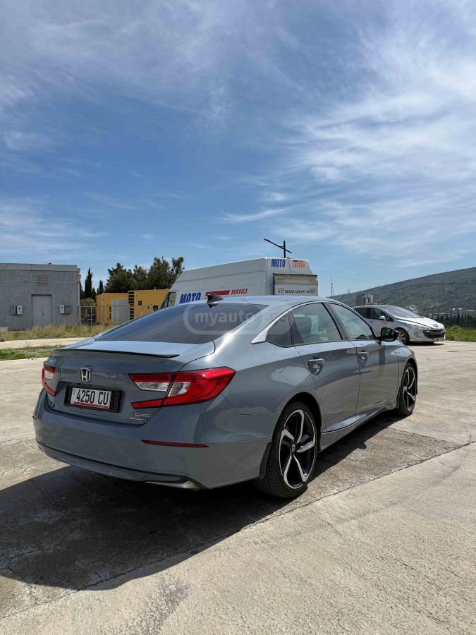 Honda Accord - фото 3