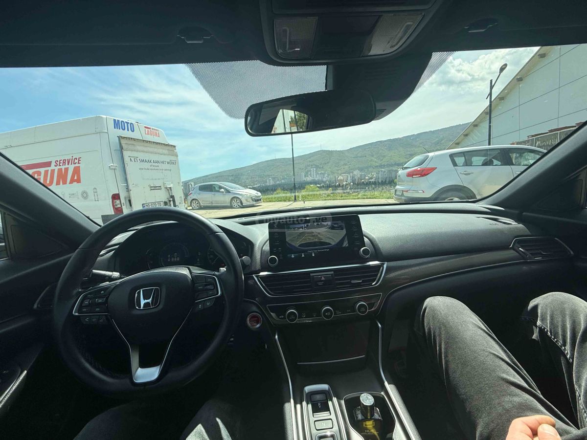 Honda Accord - фото 8