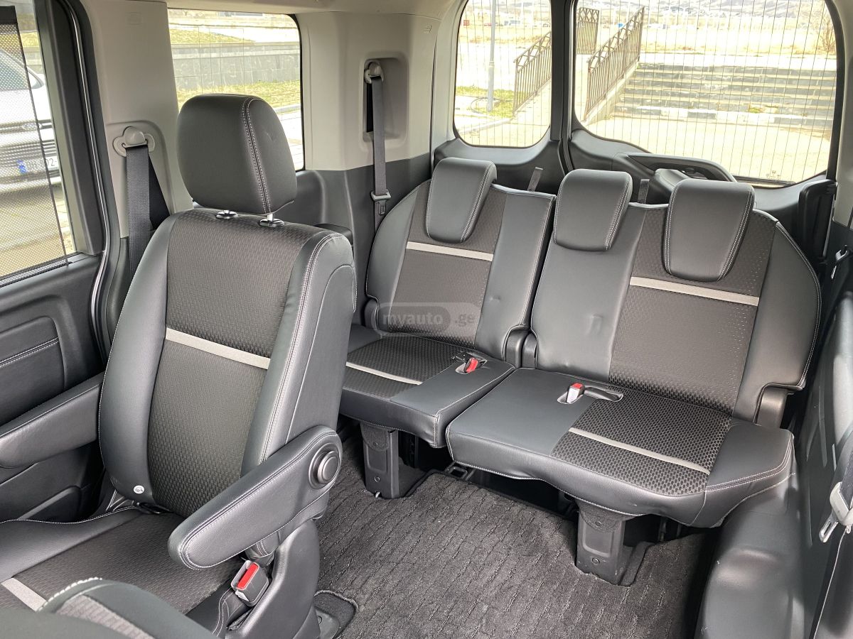 Honda Step Wagon - фото 8