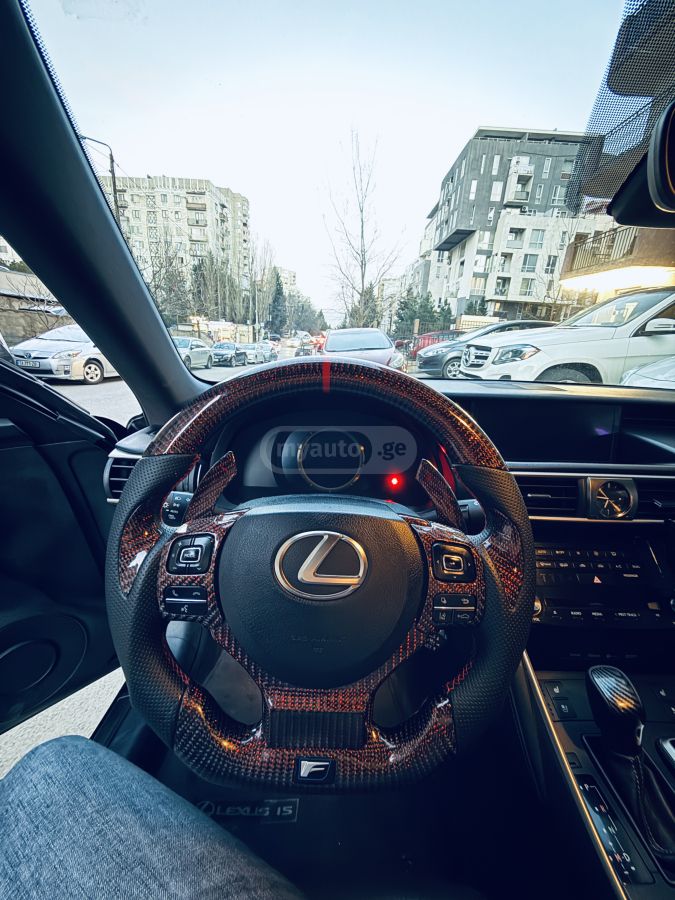 Lexus IS 200 - фото 11