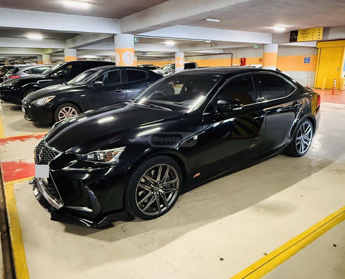 Lexus IS 200 - фото 2