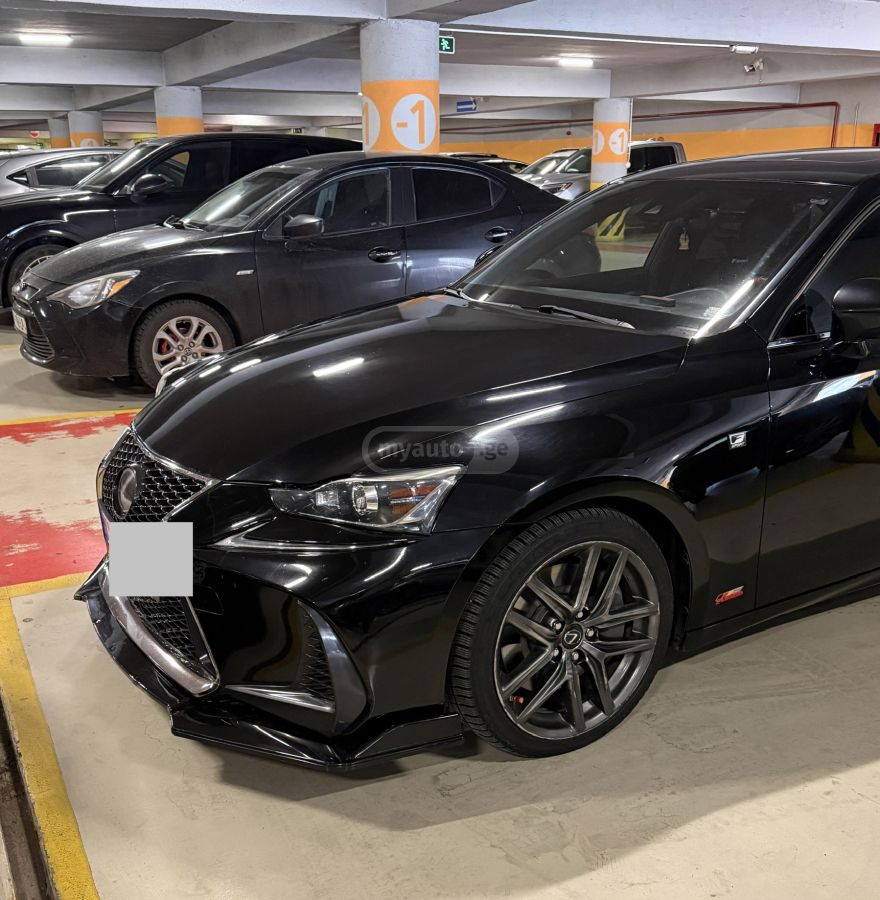 Lexus IS 200 - фото 3