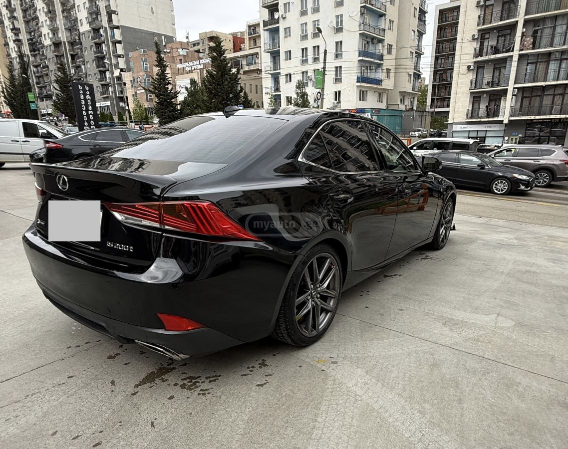 Lexus IS 200 - фото 7
