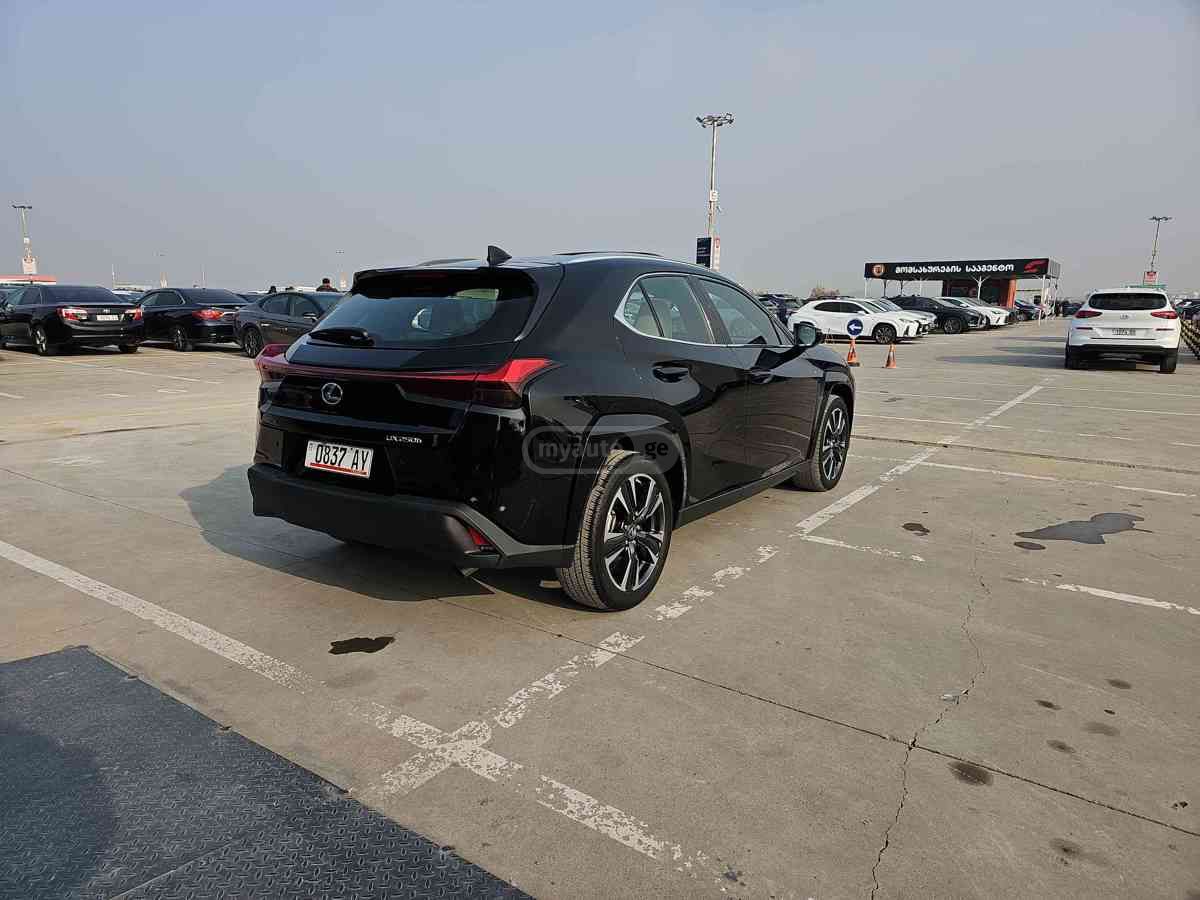 Lexus UX 250 h 2023 — миниатюра 6