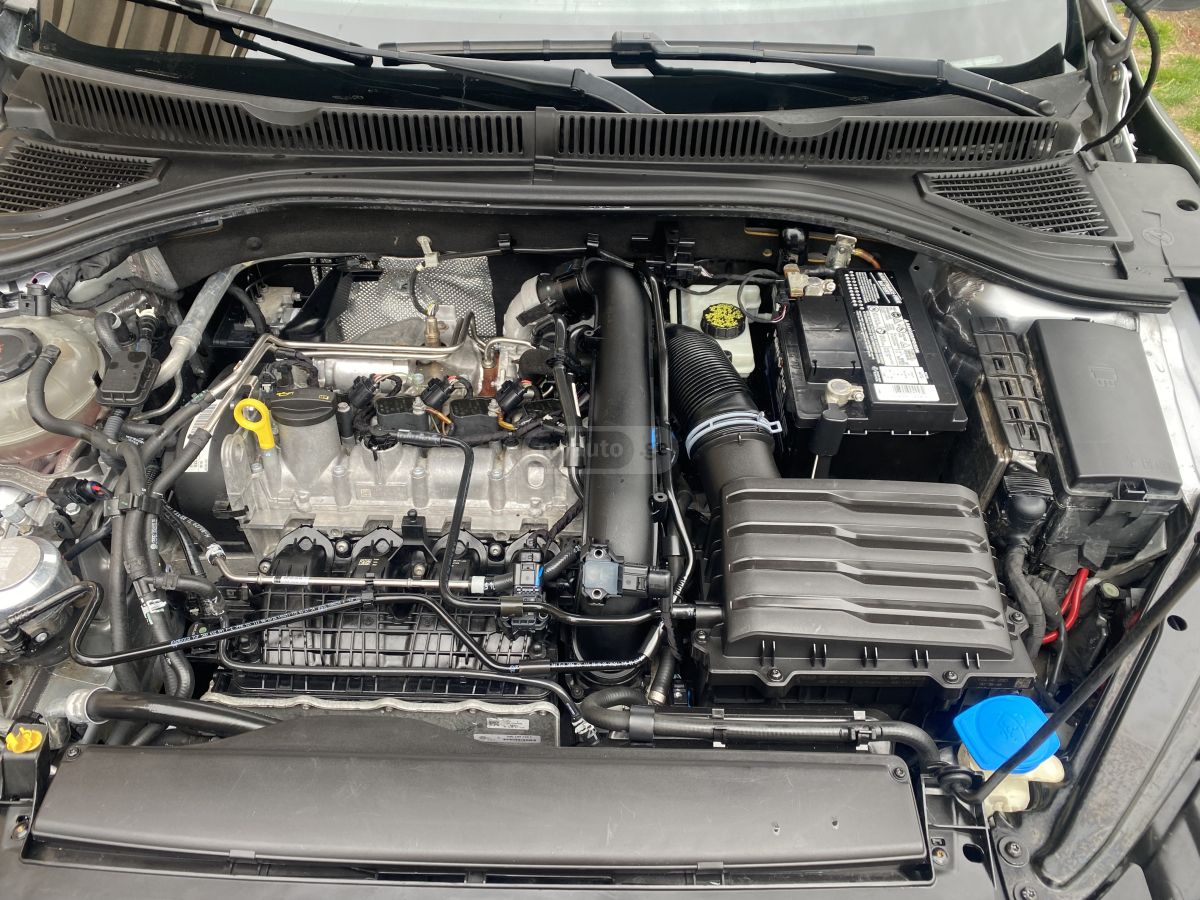 Volkswagen Jetta - фото 10