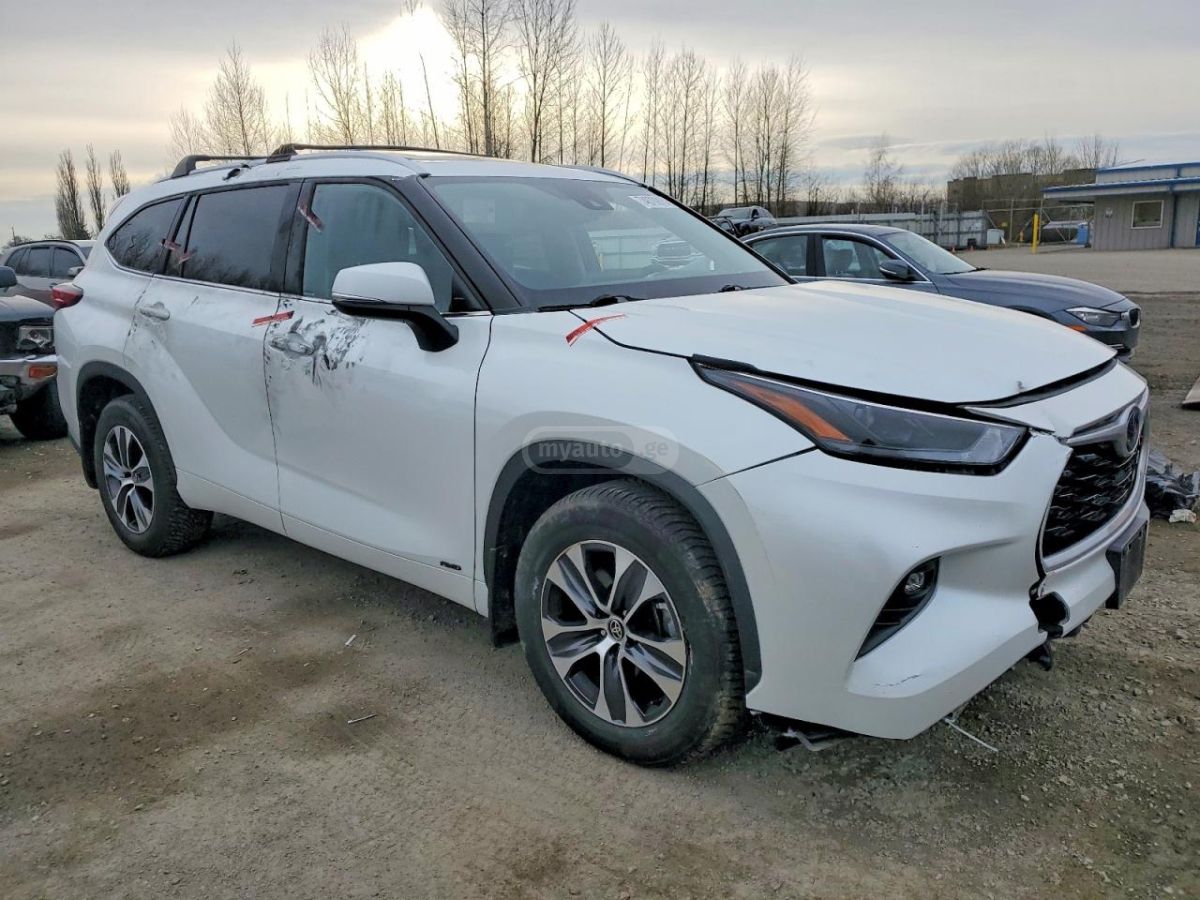 Toyota Highlander - фото 4