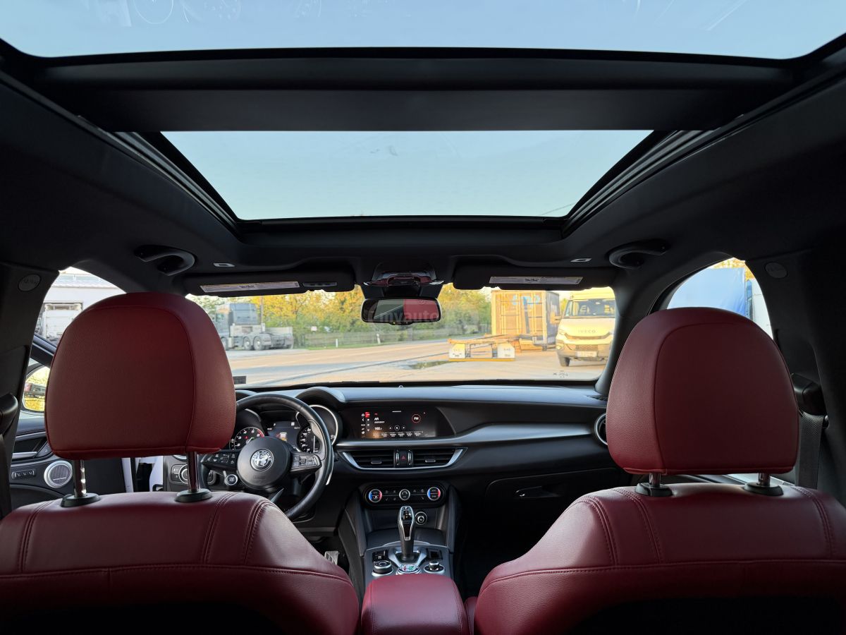 Alfa Romeo Stelvio - фото 13