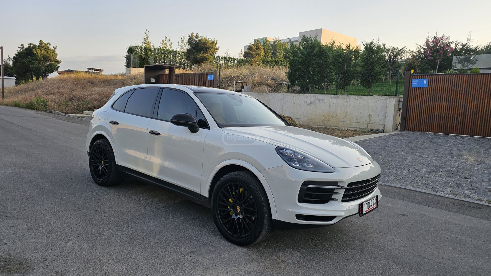 Porsche Cayenne - фото 3