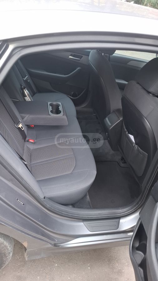 Hyundai Sonata - фото 5