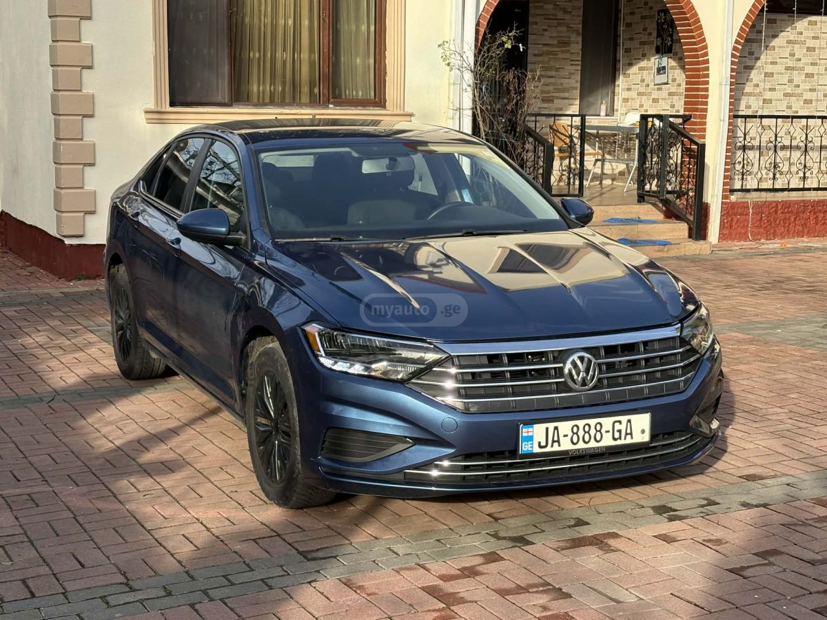 Volkswagen Jetta - фото 1