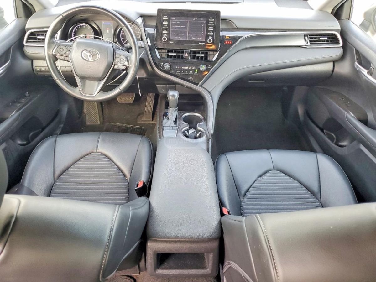 Toyota Camry - фото 8