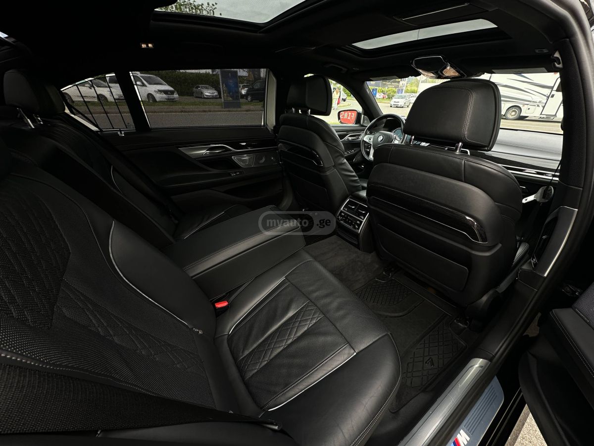 BMW 750 - фото 10