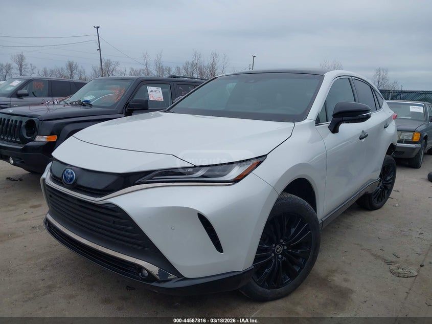 Toyota Venza - фото 1