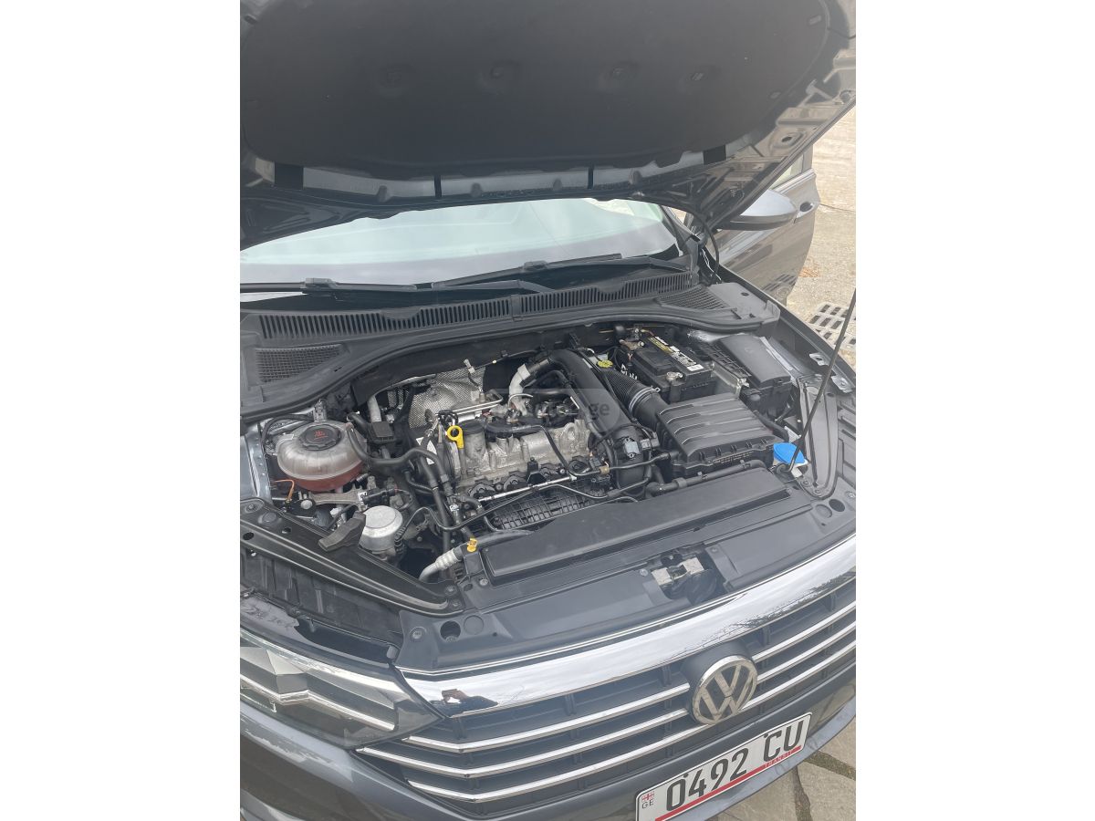 Volkswagen Jetta - фото 5