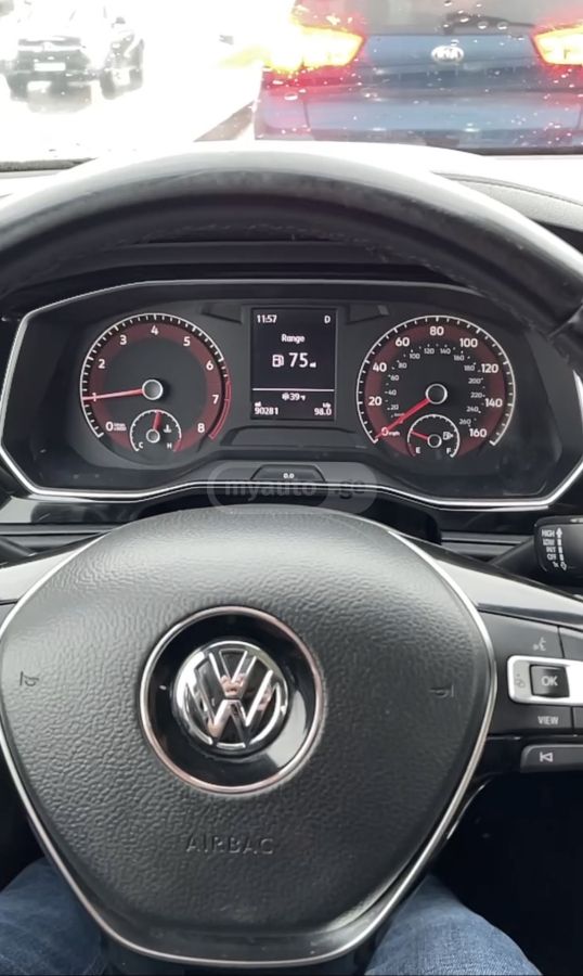 Volkswagen Jetta - фото 6