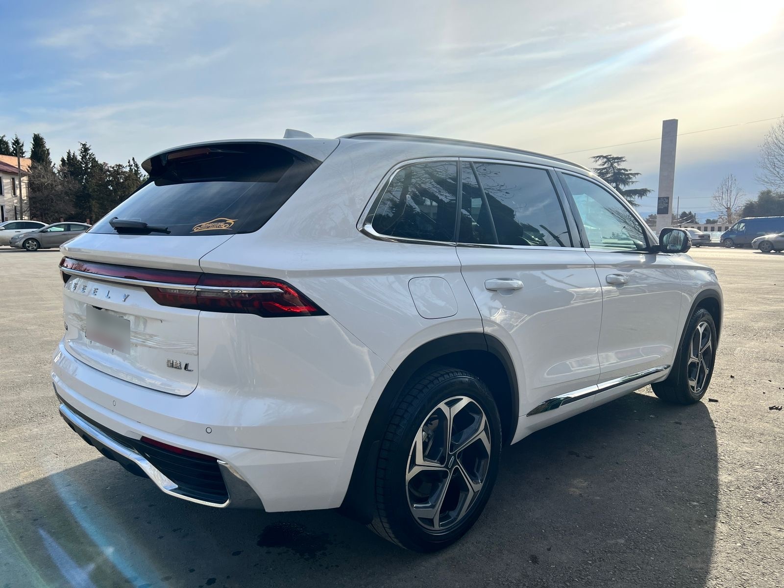 Geely Monjaro - фото 8