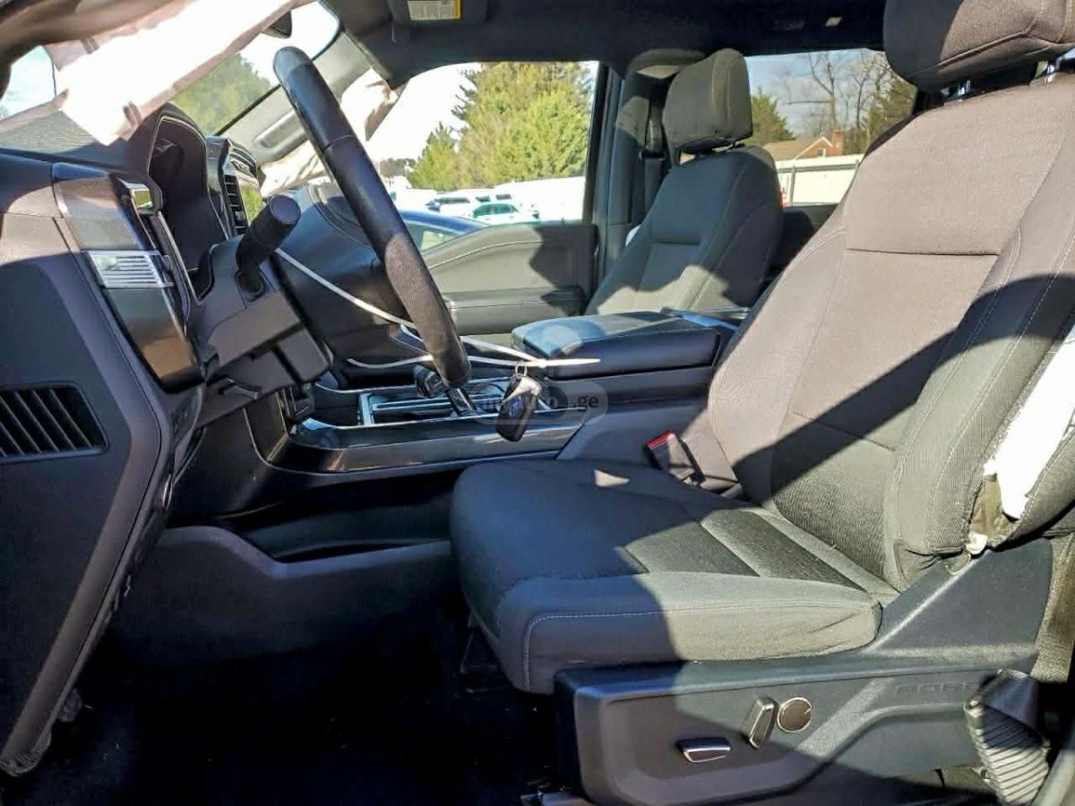 Ford F150 - фото 11