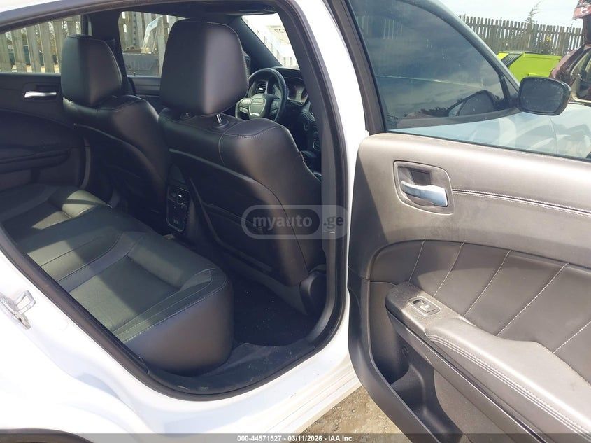 Dodge Charger 2023 — миниатюра 7