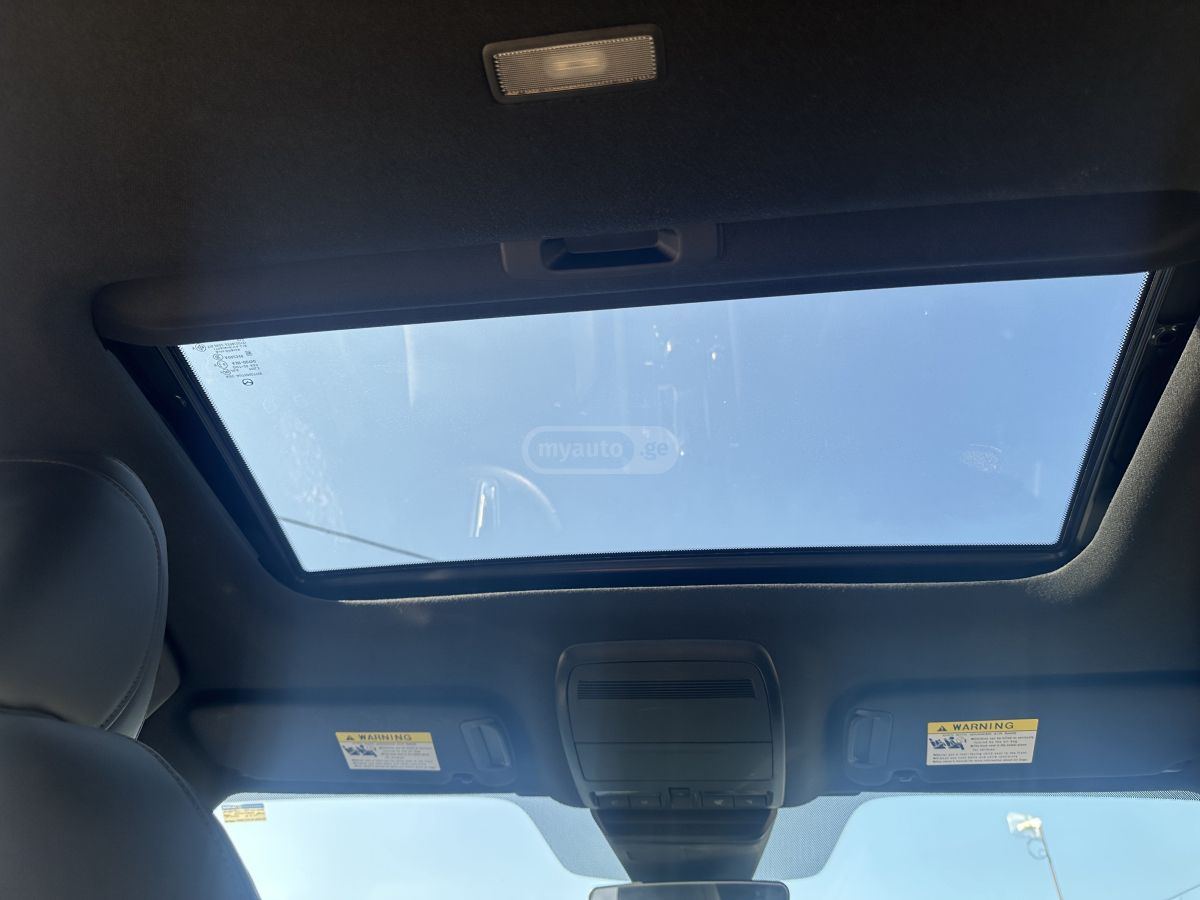 Mazda Mazda 3 - фото 11