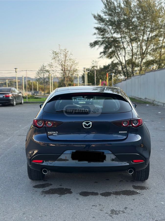 Mazda Mazda 3 - фото 3