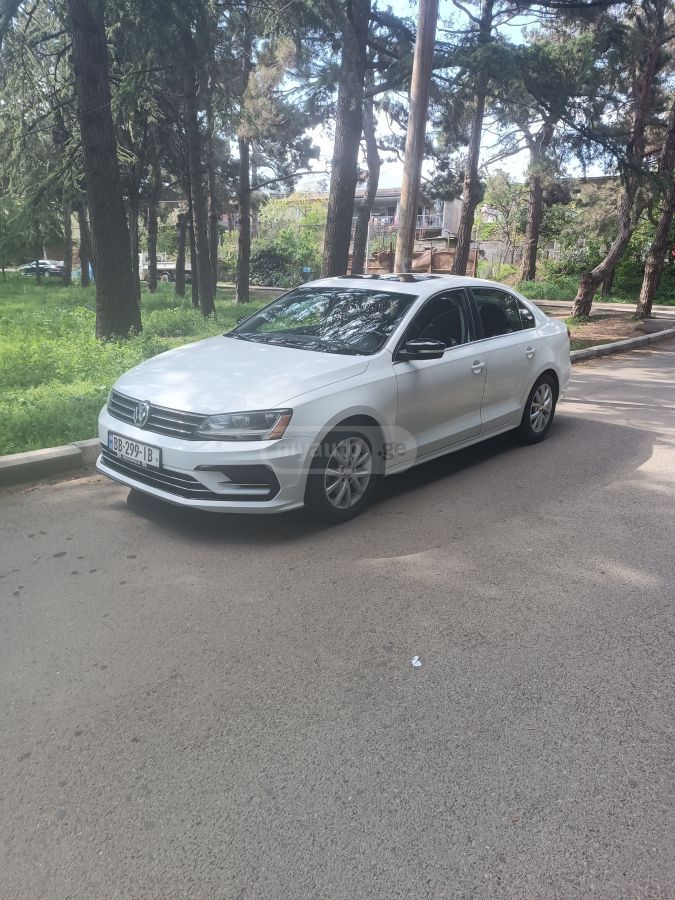 Volkswagen Jetta - фото 6