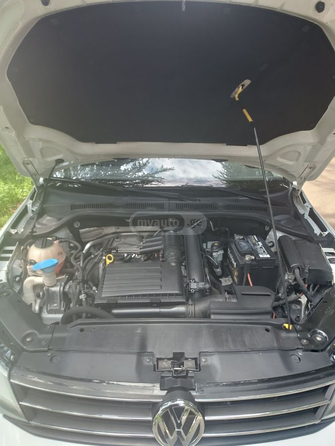 Volkswagen Jetta - фото 9