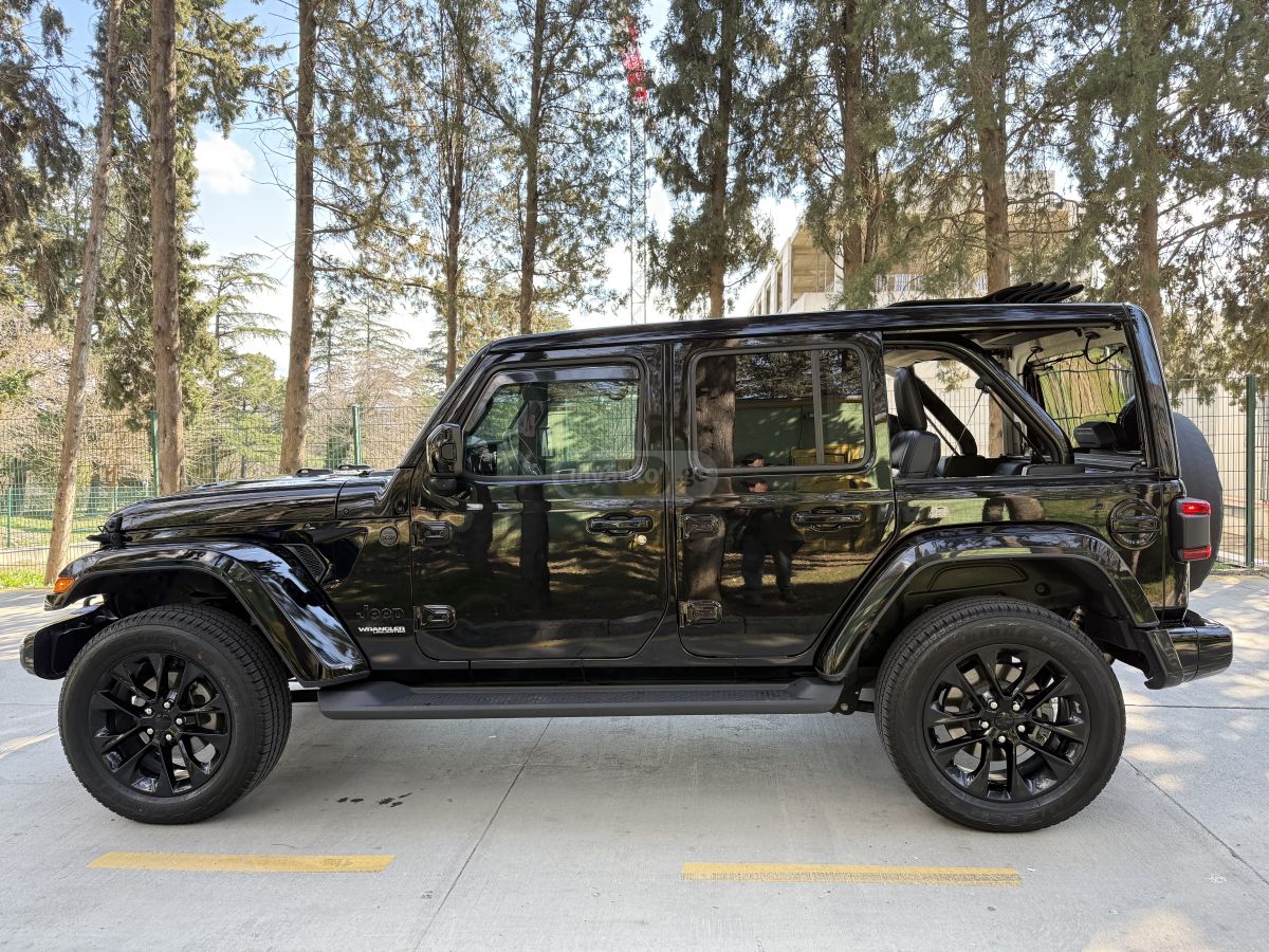 Jeep Wrangler - фото 4