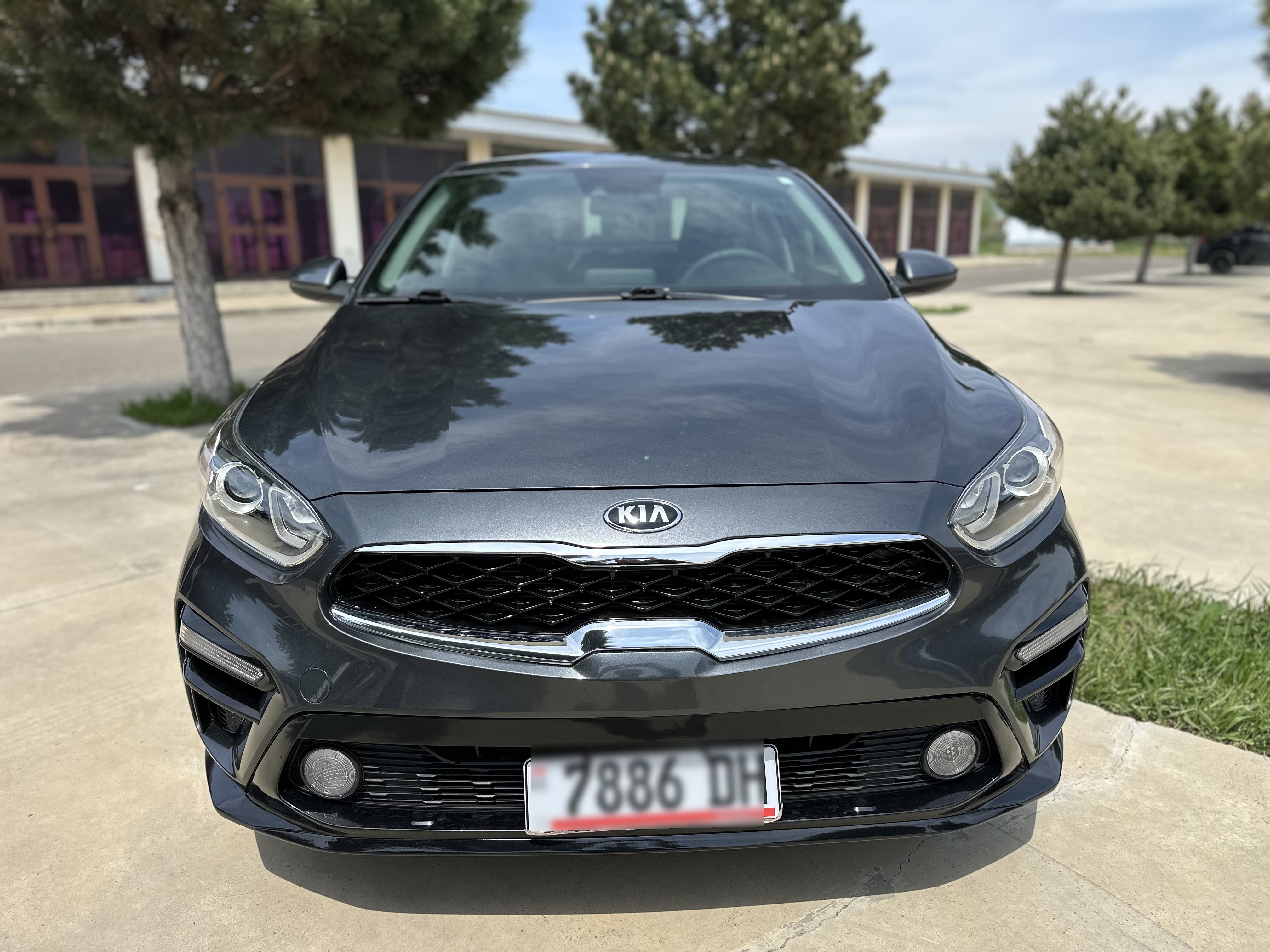 Kia Forte - фото 1