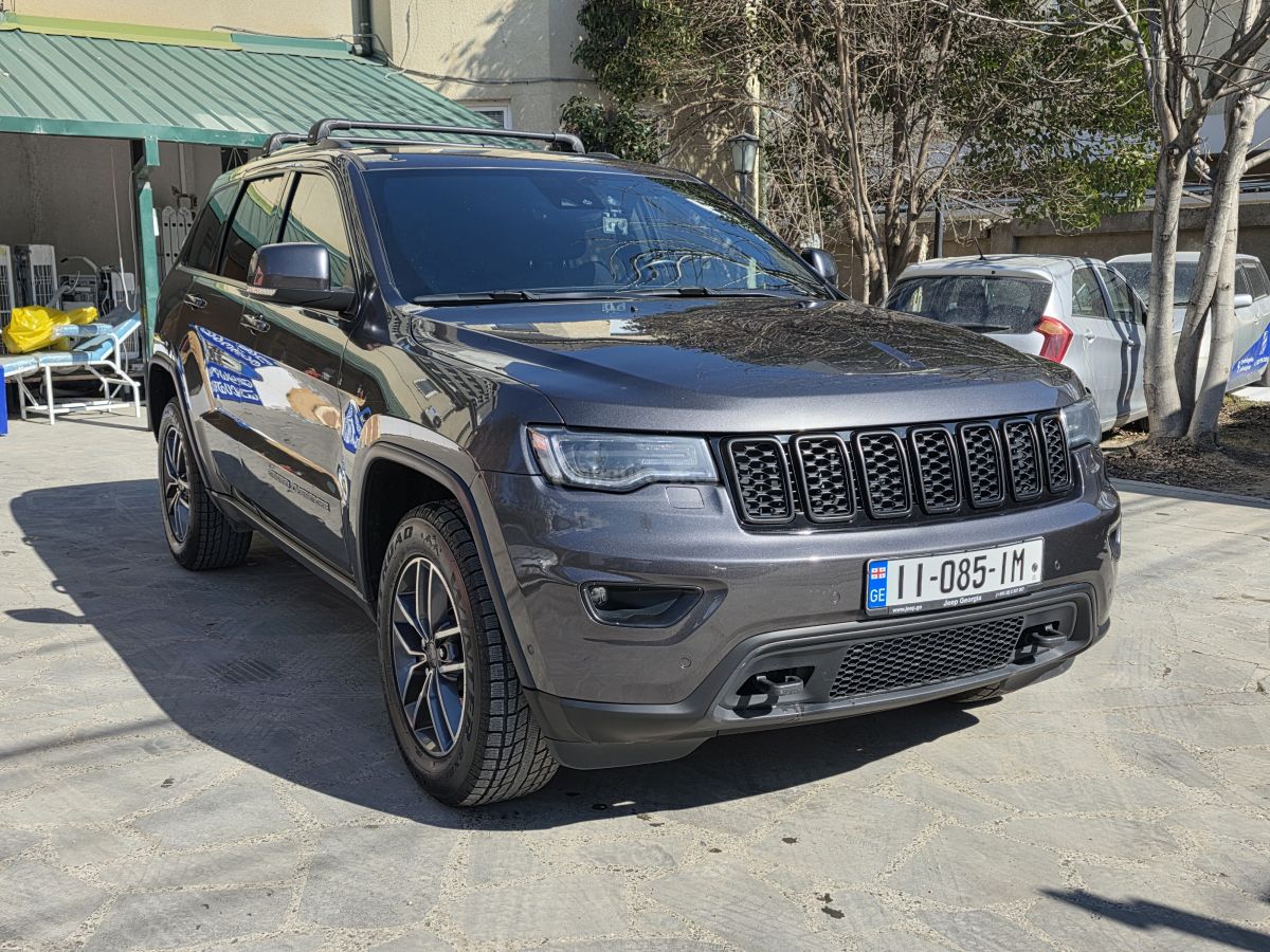 Jeep Grand Cherokee - фото 4